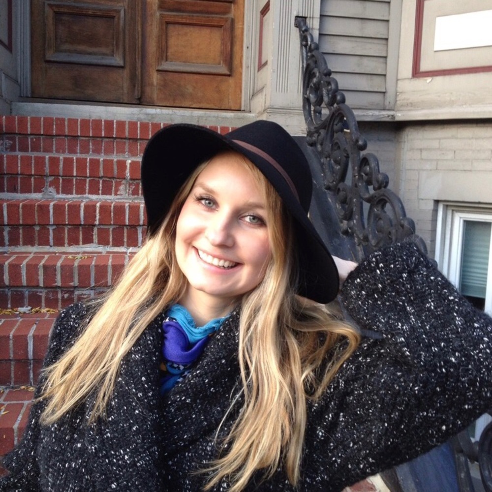 Meet your Posher, Maria